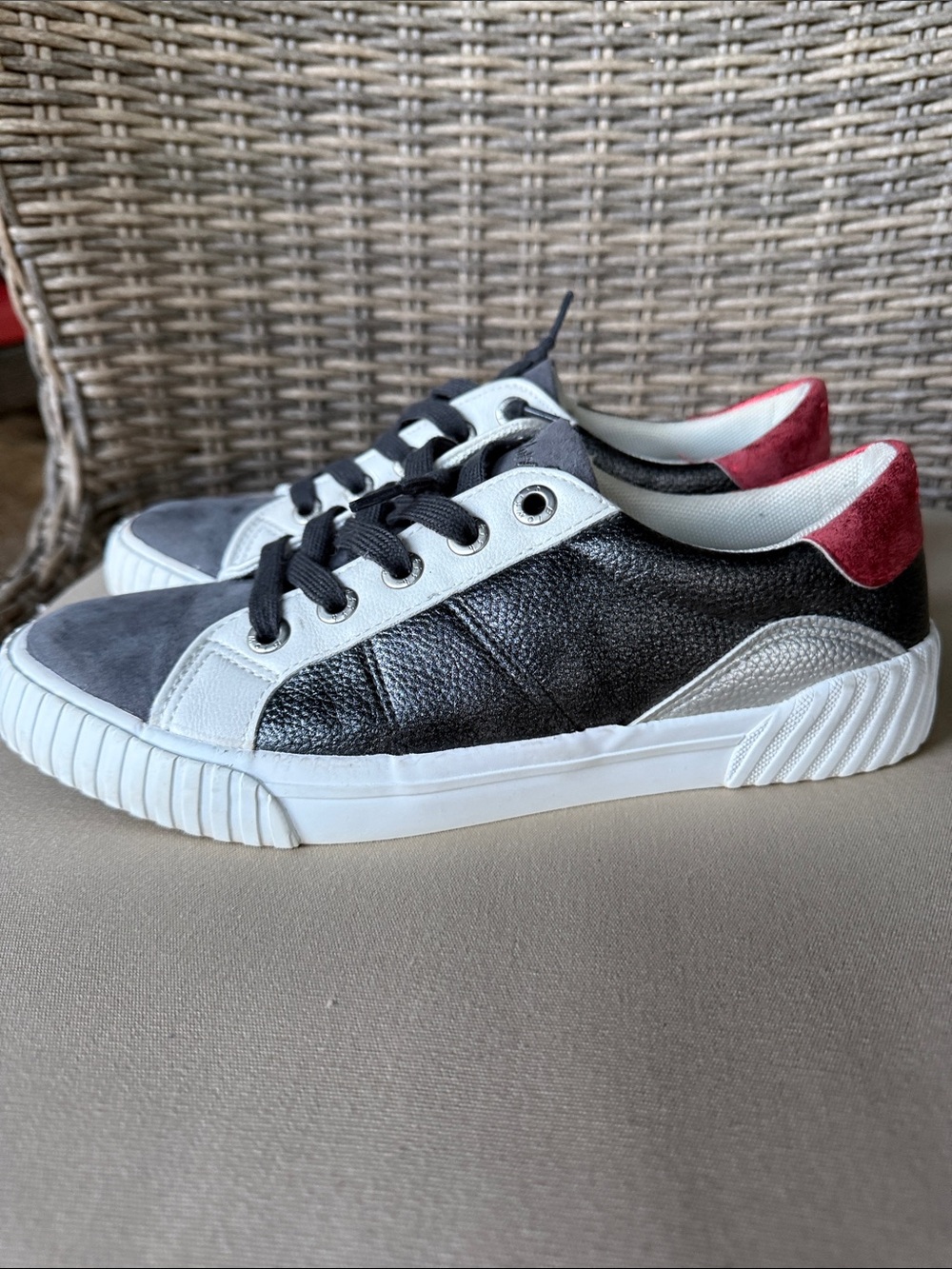 Women’s Blowfish Malibu Wave B sneakers